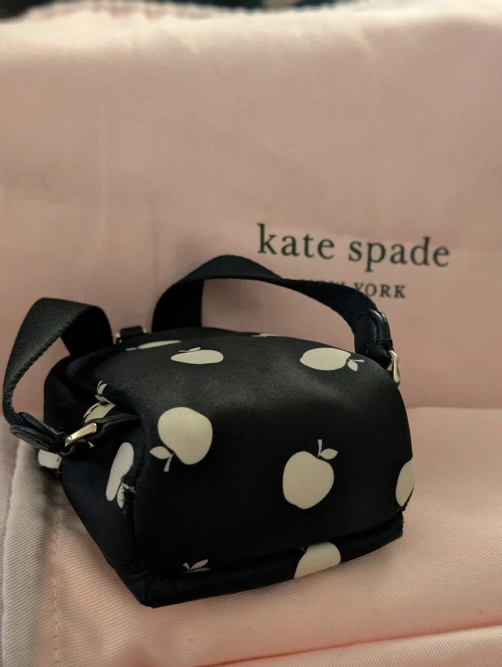 Kate Spade Set ♠️ Apple Print Chelsea Medium Black Backpack & micro Bag Charm
